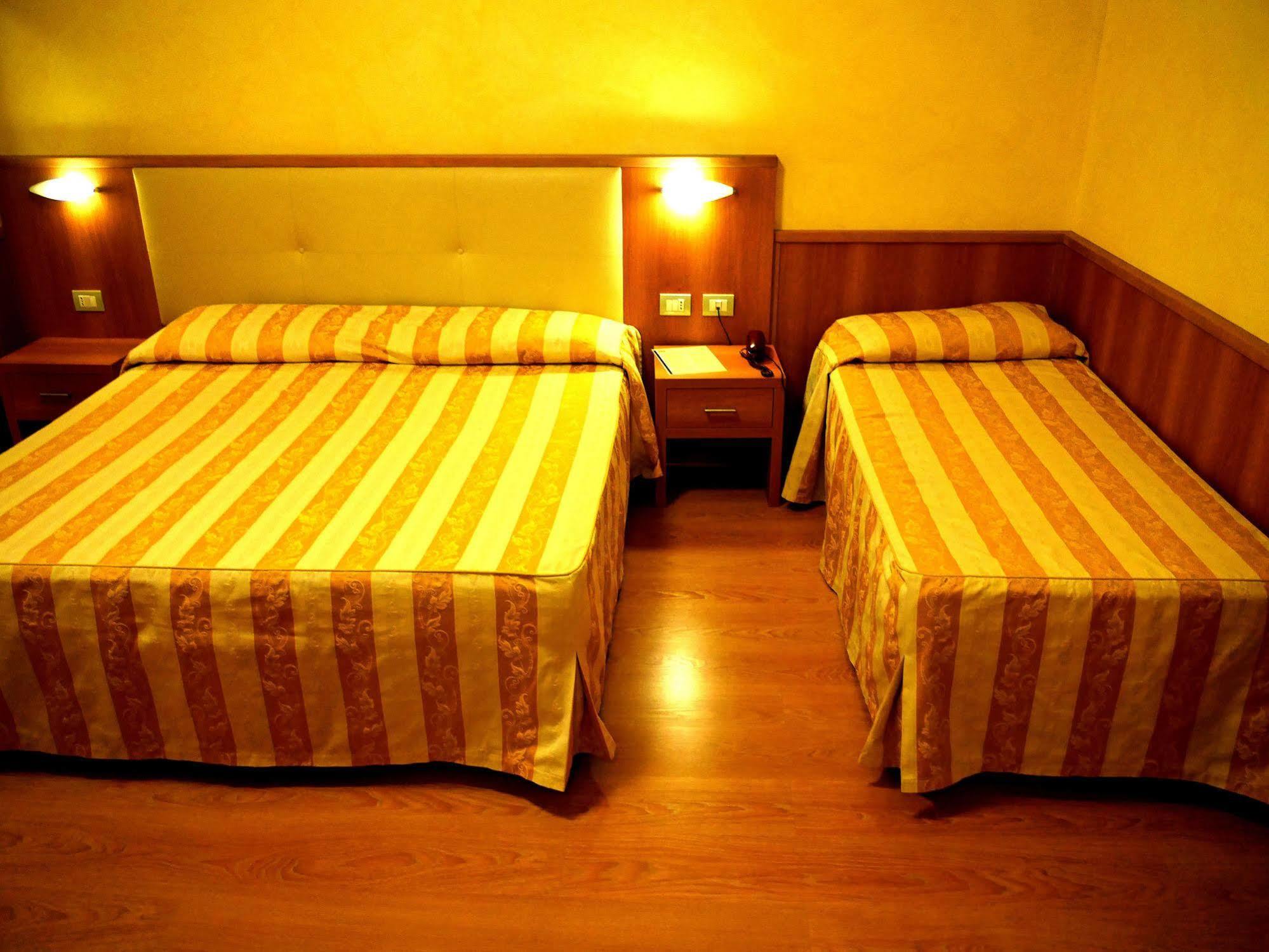 Hotel Corallo La Spezia Esterno foto