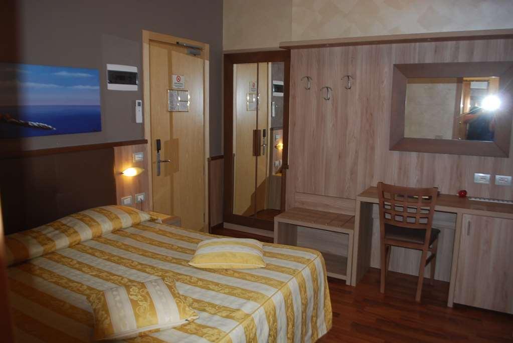 Hotel Corallo La Spezia Camera foto