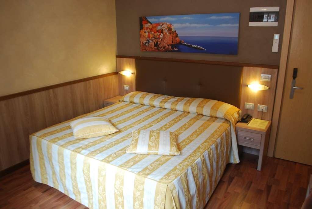 Hotel Corallo La Spezia Camera foto